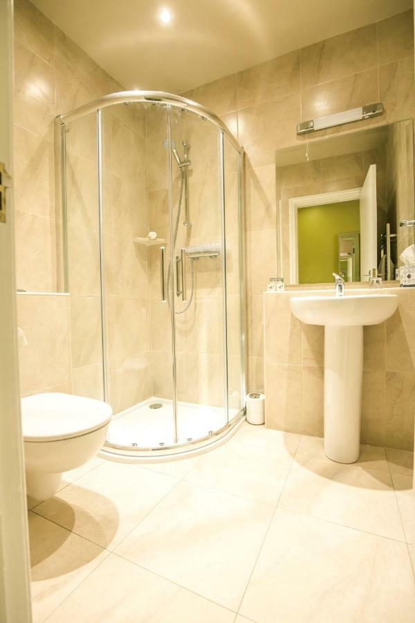 קרלינגפורד Mc Kevitts Village Hotel מראה חיצוני תמונה